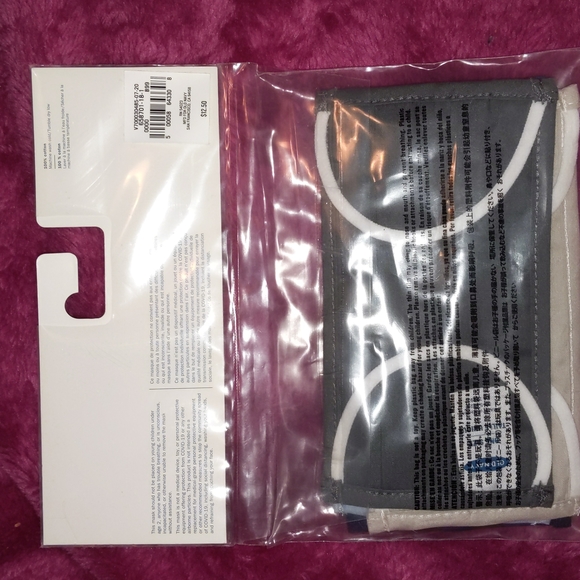 Old Navy kids face masks OS - Picture 2 of 3